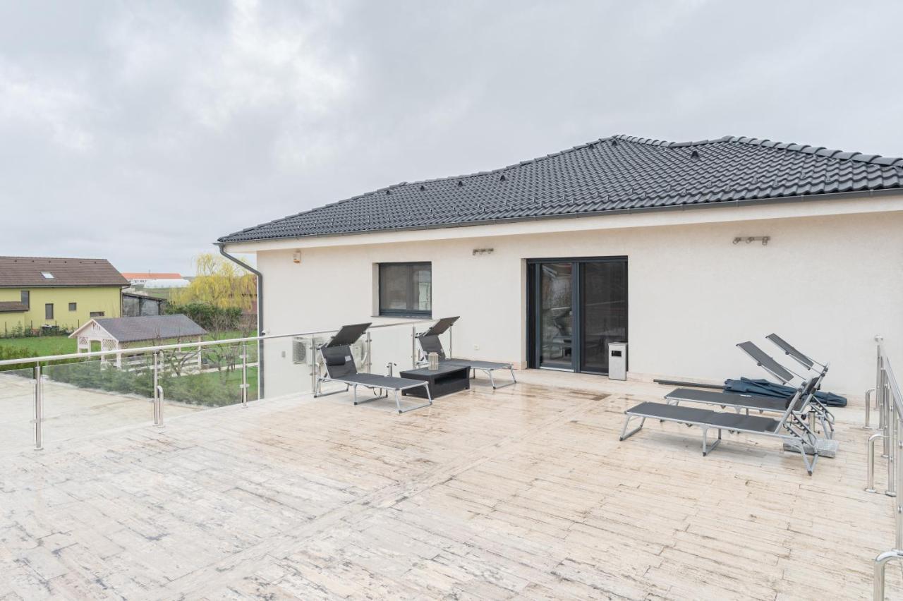 Casa Fischer Apartment Ciheiu Exterior photo